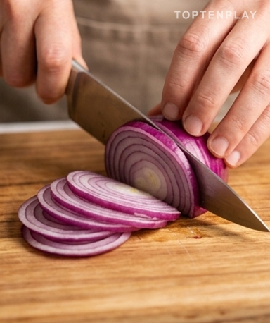 Le coup de la micro-onde pour éviter les larmes