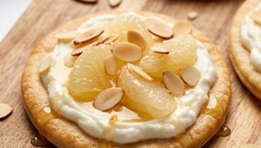 pizzas-sucrees-petit-suisse-et-pomelo-la-recette-q cover