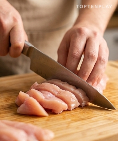 Hähnchen abtrocknen — ein Schritt, den jeder auslässt