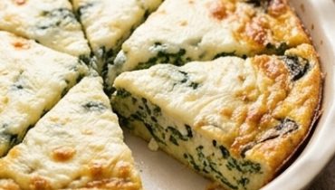 quiche-sans-pate-epinards-champignons-feta-la-vrai cover