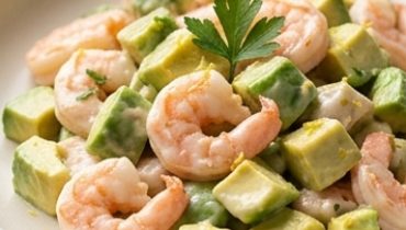 salade-de-crevettes-et-avocat-cremeuse-le-combo-pa cover
