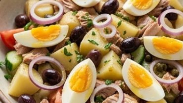 salade-mediterraneenne-pommes-de-terre-et-thon-fra cover