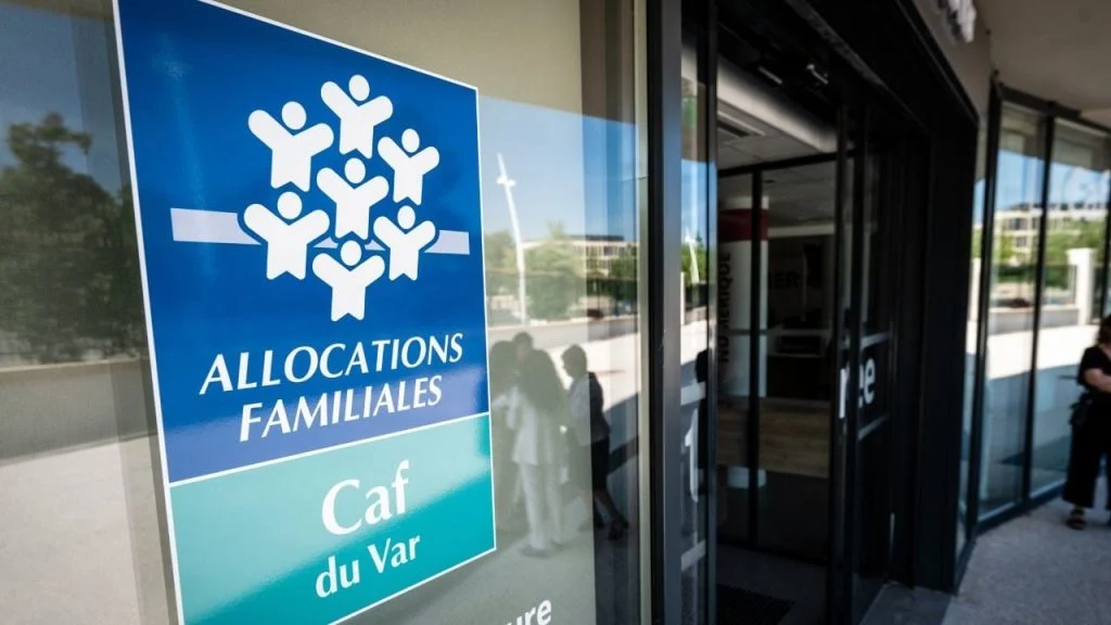 240 000 € de fraude aux allocs : la chute d'un faussaire aux dix identités
