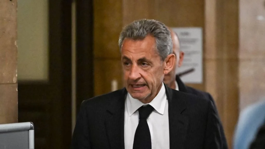 Affaire libyenne : 7 ans de prison requis contre Sarkozy, la grâce présidentielle en question