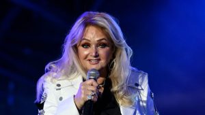 Bonnie Tyler dans le coma artificiel après une opération d'urgence au Portugal