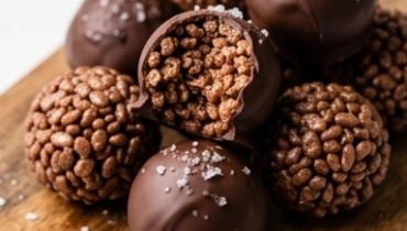 boules-croustillantes-au-chocolat-et-fleur-de-sel cover