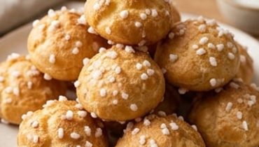chouquettes-maison-la-vraie-pate-a-choux-legere-av cover