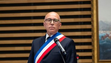 Ciotti relance la commission sur le coût de l'immigration, un an avant la présidentielle