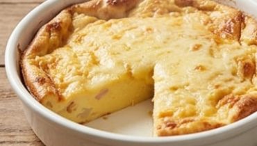 clafoutis-de-chou-fleur-au-jambon-de-dinde-le-grat cover