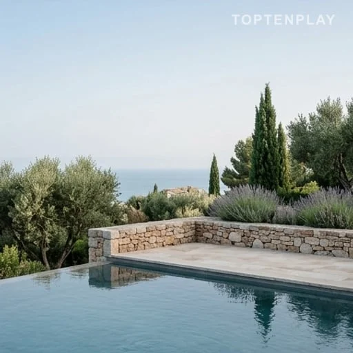 Une villa azuréenne tournée vers la Méditerranée