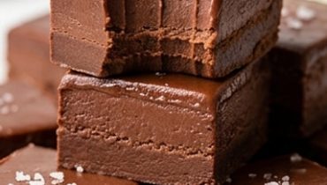 fudge-chocolat-ultra-rapide-3-minutes-et-c-est-pre cover