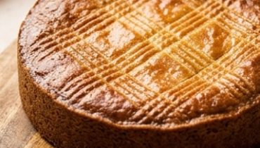 Gâteau Breton : La Recette Authentique au Beurre Demi-Sel