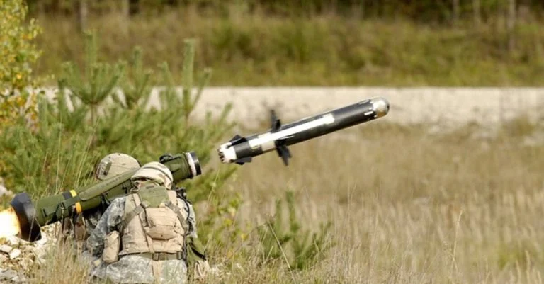 iran-israel-une-ogive-de-100-kg-perce-les-defenses cover