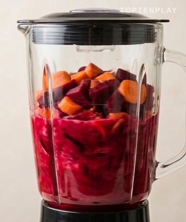 Servir ce jus comme si tu savais exactement ce que tu faisais
