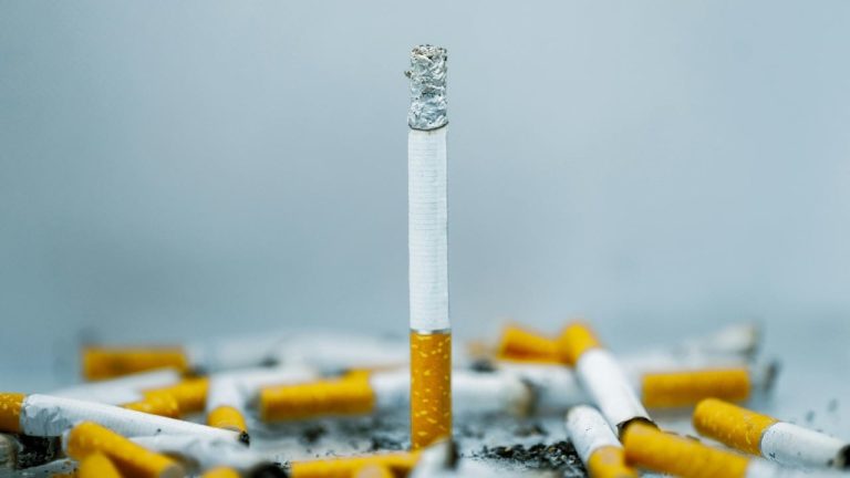 Le Royaume-Uni interdit le tabac à vie pour toute une génération
