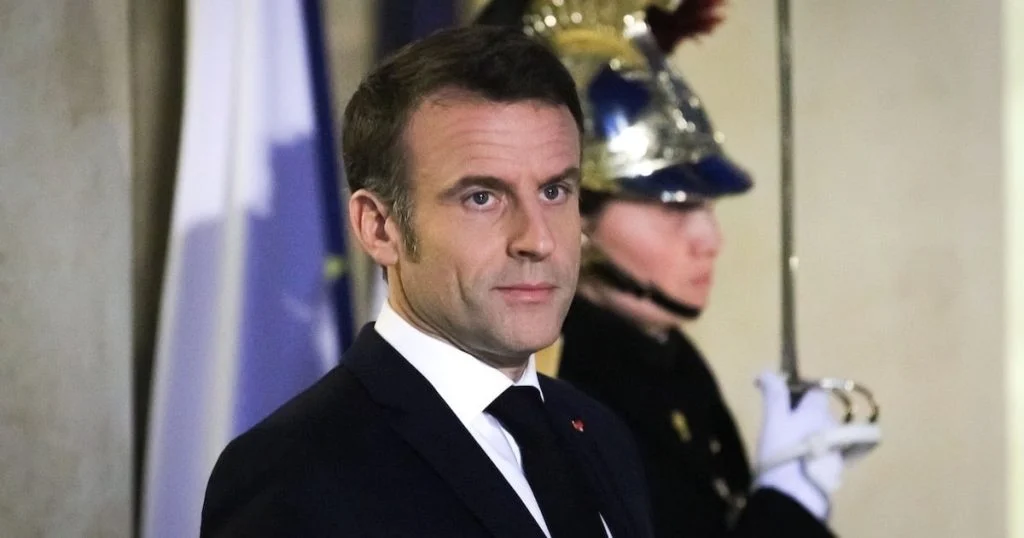 macron-et-les-medias-une-frustration-revelee-dans–cover macron-et-les-medias-une-frustration-revelee-dans- cover