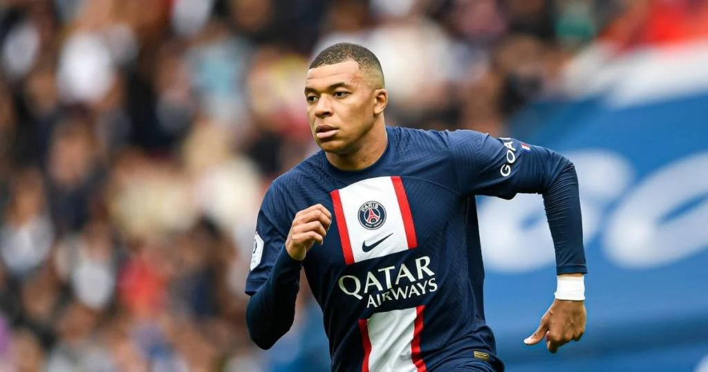 mbappe-appelle-les-jeunes-a-voter-contre-la-montee cover