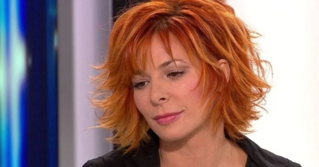 mylene-farmer-se-confie-sur-la-seduction-et-l-amit-cover mylene-farmer-se-confie-sur-la-seduction-et-l-amit cover