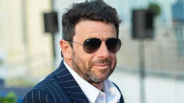 Patrick Bruel piégé des semaines par un faux ministre du Sida