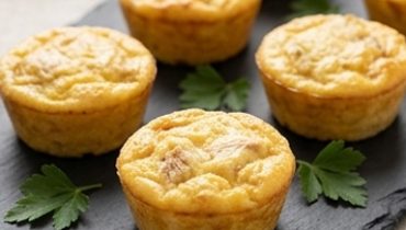 petits-flans-au-thon-fondants-la-recette-du-soir-e cover
