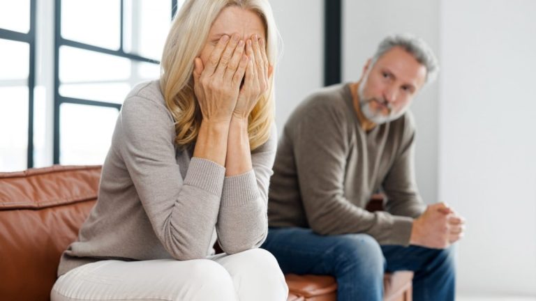 Pourquoi les femmes quittent leur couple après 40 ans, même sans raison apparente