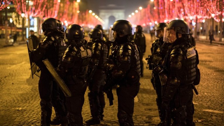 PSG en finale de Ligue des champions, Paris en proie au chaos : 127 interpellations après la victoire sur le Bayern