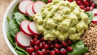salade-de-thon-a-l-avocat-sans-mayo-cremeuse-epice cover