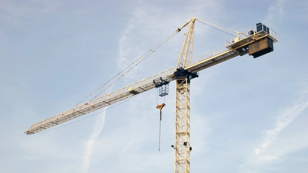 Un jeune homme de 19 ans se donne la mort en sautant d'une grue à Canet-en-Roussillon