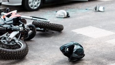 Un motard de 29 ans tué au feu rouge en Haute-Savoie : le bilan routier du département a doublé en un an