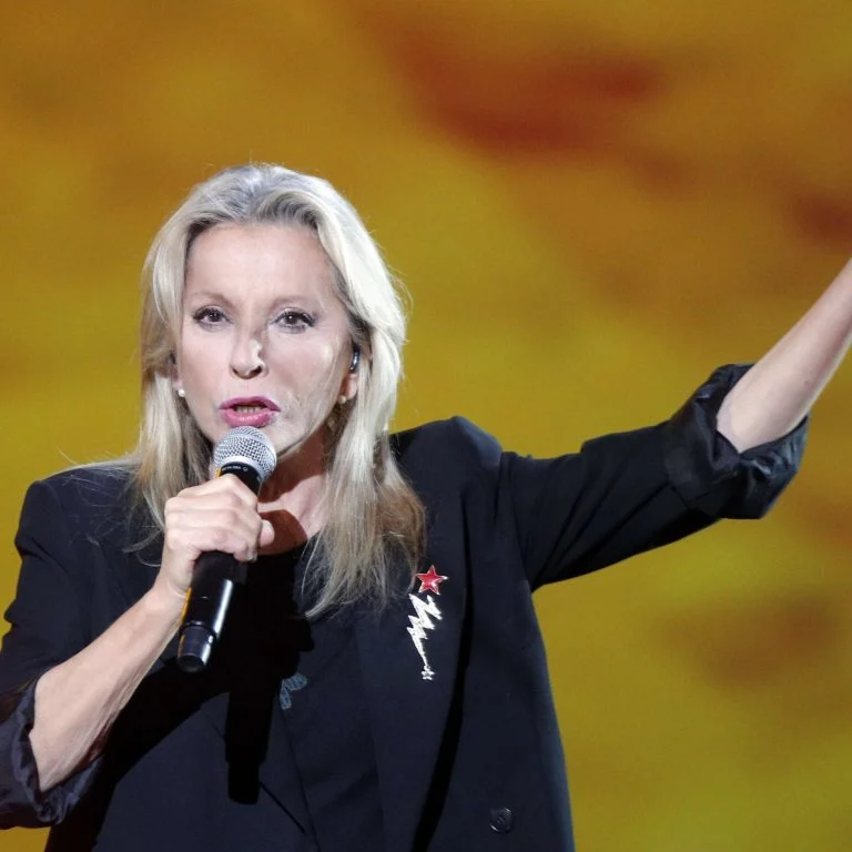 Véronique Sanson hospitalisée, son concert à Art Rock annulé