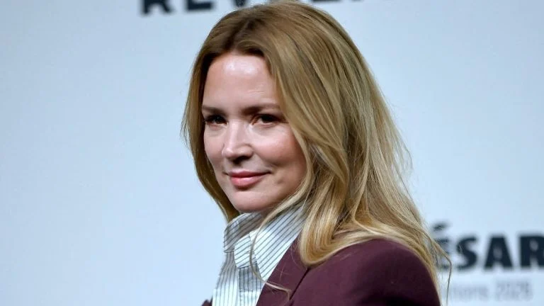 Virginie Efira : autodérision, maternité et couple assumé, ses confidences sans filtre dans Sept à Huit
