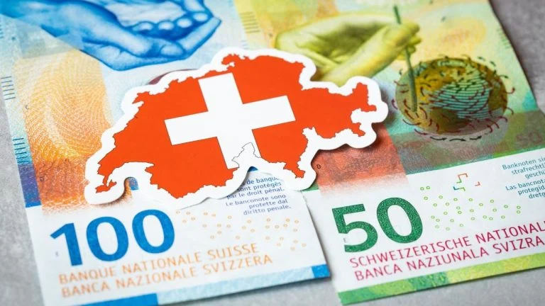 85-000-postes-en-suisse-salaires-de-3-500-a-6-500- cover