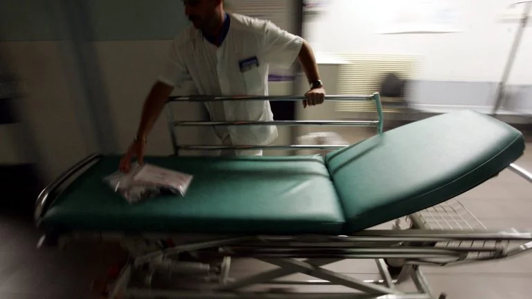 À Marseille, un bébé de 18 mois meurt dans une voiture