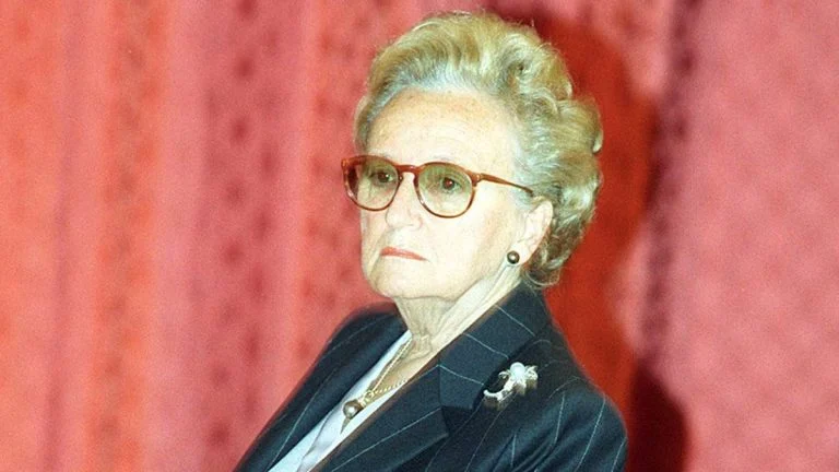 bernadette-chirac-a-passe-ses-derniers-jours-chez- cover