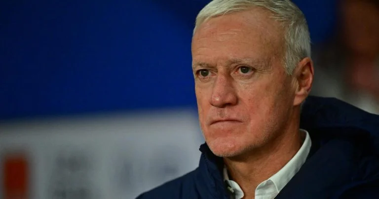 deschamps-quitte-le-mondial-pour-le-deces-de-sa-me cover