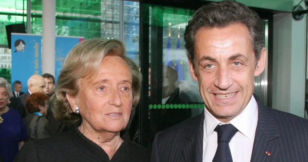 FocusArea=999,562,1,1 mort-de-bernadette-chirac-la-nuit-ou-sarkozy-a-vei cover