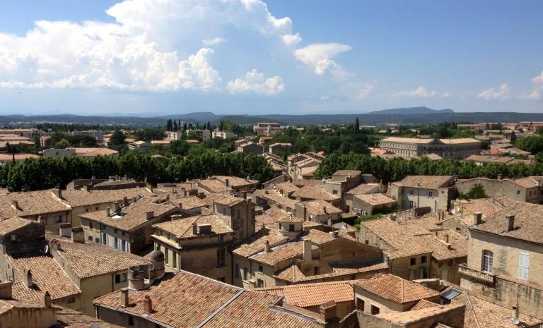 retraite-dans-le-gard-vivre-a-uzes-pour-1-150-par- cover
