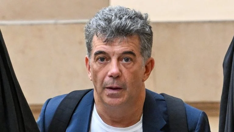 Stéphane Plaza dit vivre avec 9 000 à 12 000 euros par mois