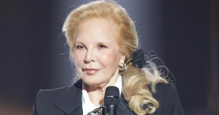 sylvie-vartan-grand-mere-j-avoue-qu-il-est-beau-c- cover
