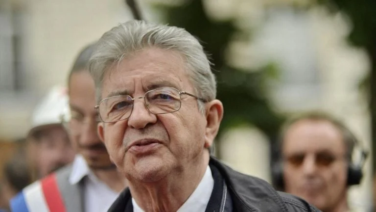 Voile et circoncision : ce que Mélenchon dit avoir revu