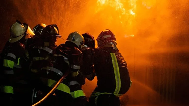 Fontainebleau: ce que les aveux du pompier ne prouvent pas