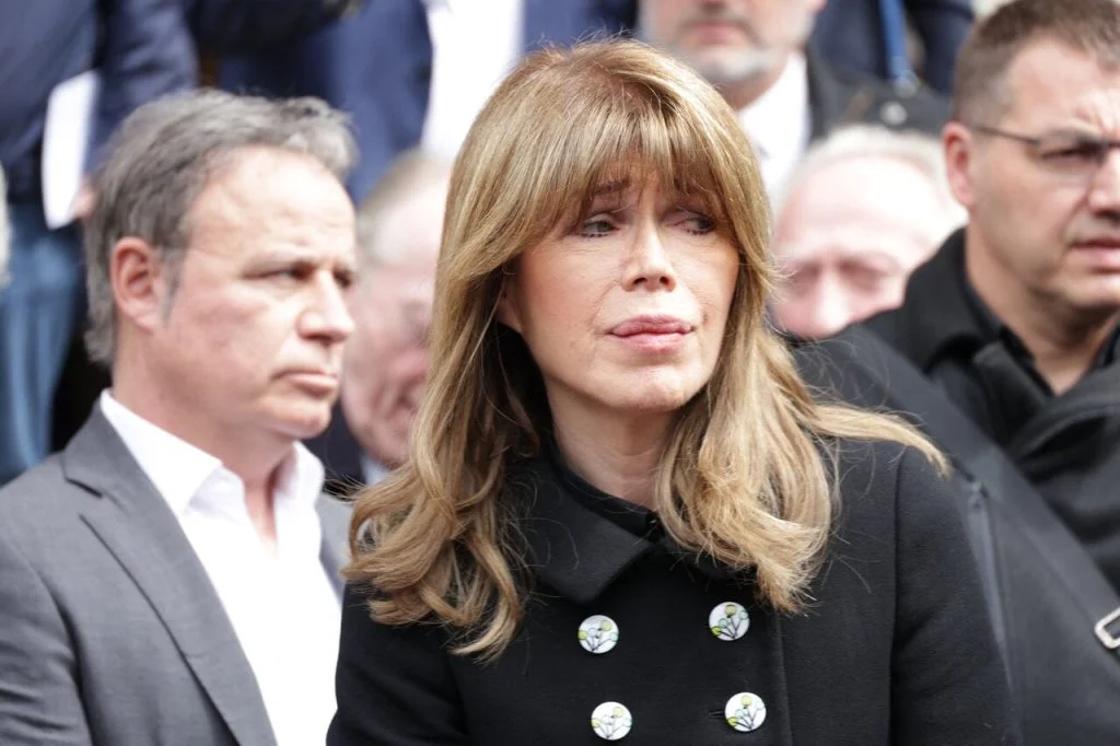 karen-cheryl-pas-de-retraite-un-mari-celebre-et-un-cover karen-cheryl-pas-de-retraite-un-mari-celebre-et-un cover