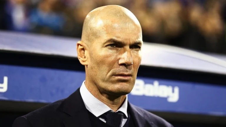 Zidane favori des Bleus: pourquoi l’annonce doit attendre