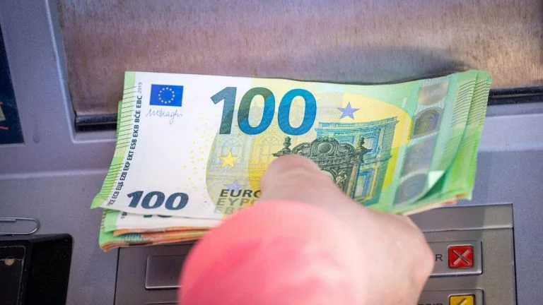 68-millions-sur-son-compte-le-bug-qui-a-rendu-un-r cover