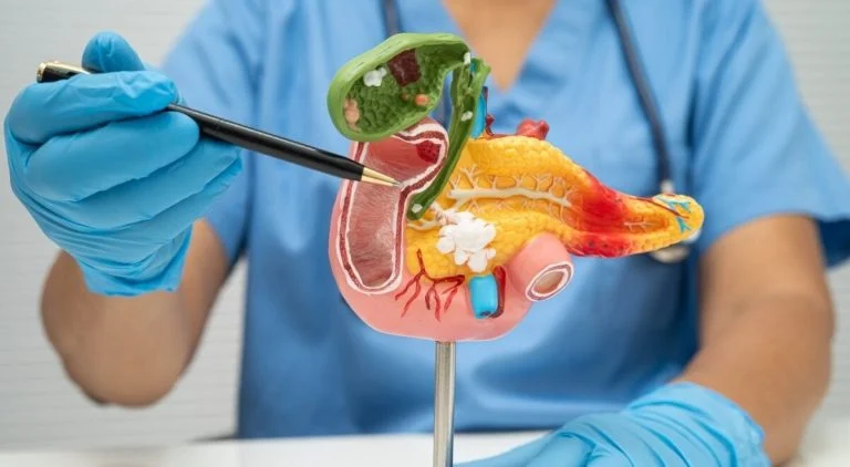 cancer-du-pancreas-un-test-sanguin-6-fois-plus-eff cover