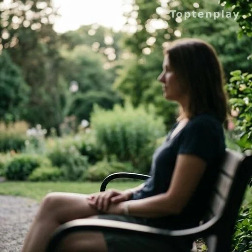 Silhouette de femme assise dans un jardin en été, sérénité et rémission