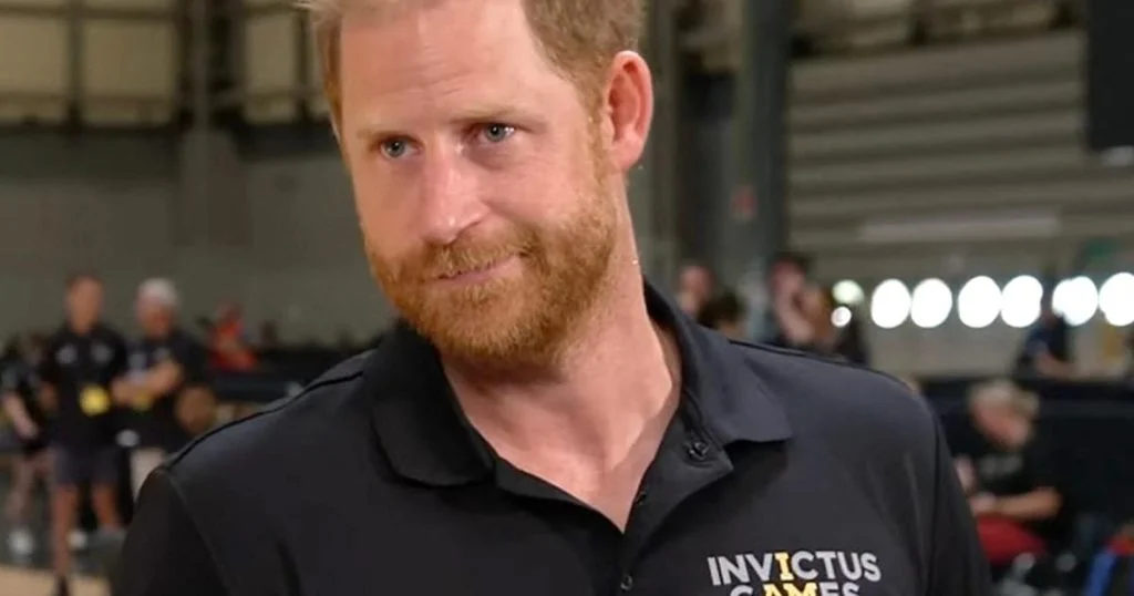 Images TV du prince Harry, Duc de Sussex, lors des Invictus Games 2026 à Birmingham harry-et-meghan-de-retour-au-royaume-uni-la-sante- cover