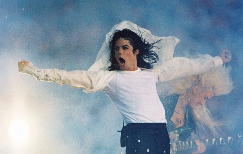 michael-jackson-au-super-bowl-1993-un-documentaire-cover michael-jackson-au-super-bowl-1993-un-documentaire cover